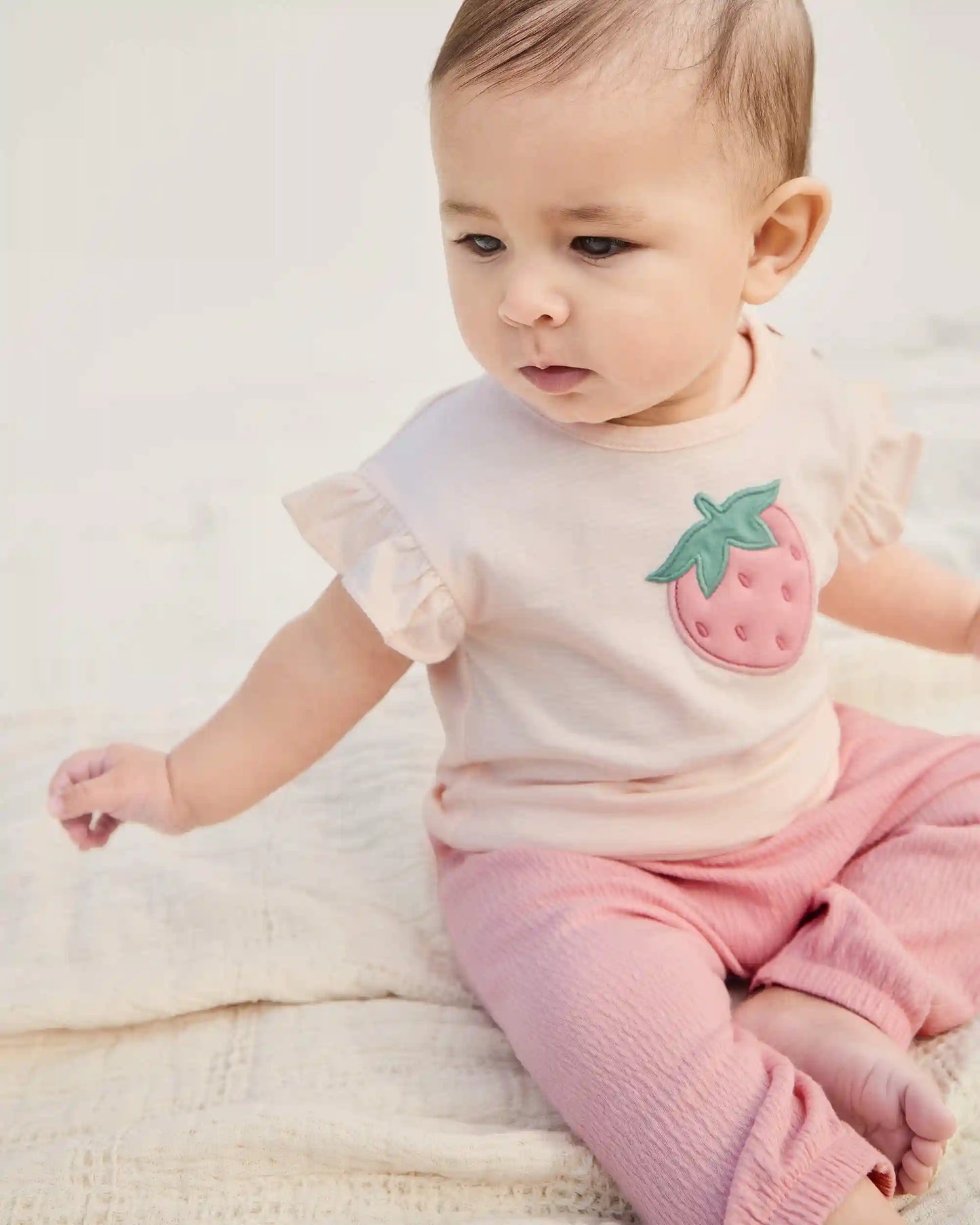 Baby Girl 3-Piece Strawberry Top & Pant Set - Pink