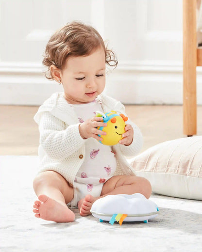Explore & More Follow-Bee Baby Crawl Toy