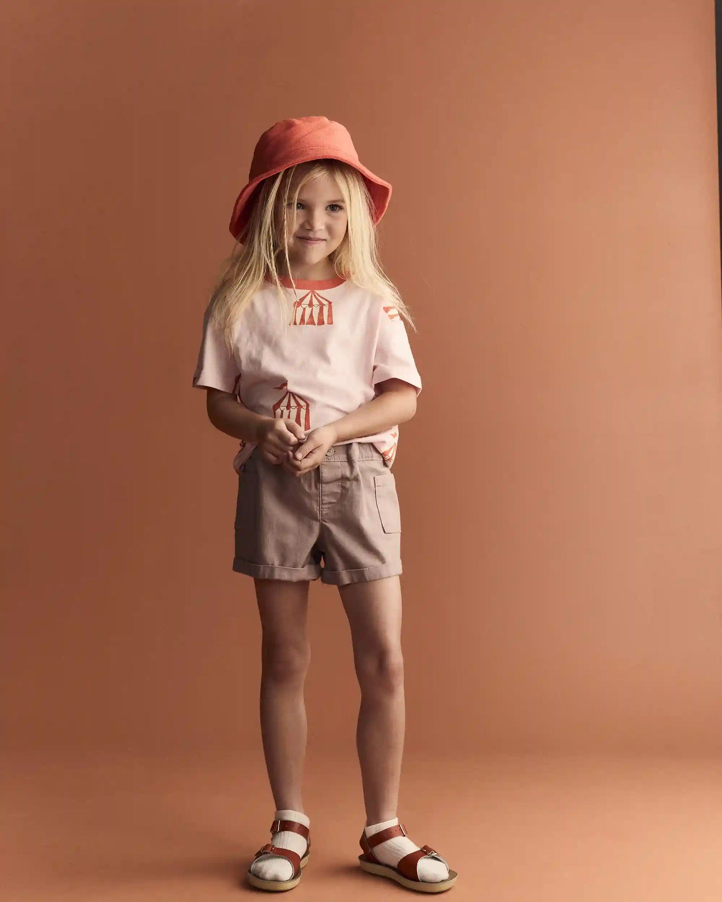 Toddler Girl Relaxed Graphic Tee in Big Top Print - Light Pink
