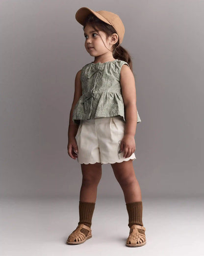 Toddler Girl Floral Scalloped Shorts - Cream