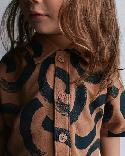 Toddler Boy Button-Down Short-Sleeve Shirt in Abstract Print - Brown