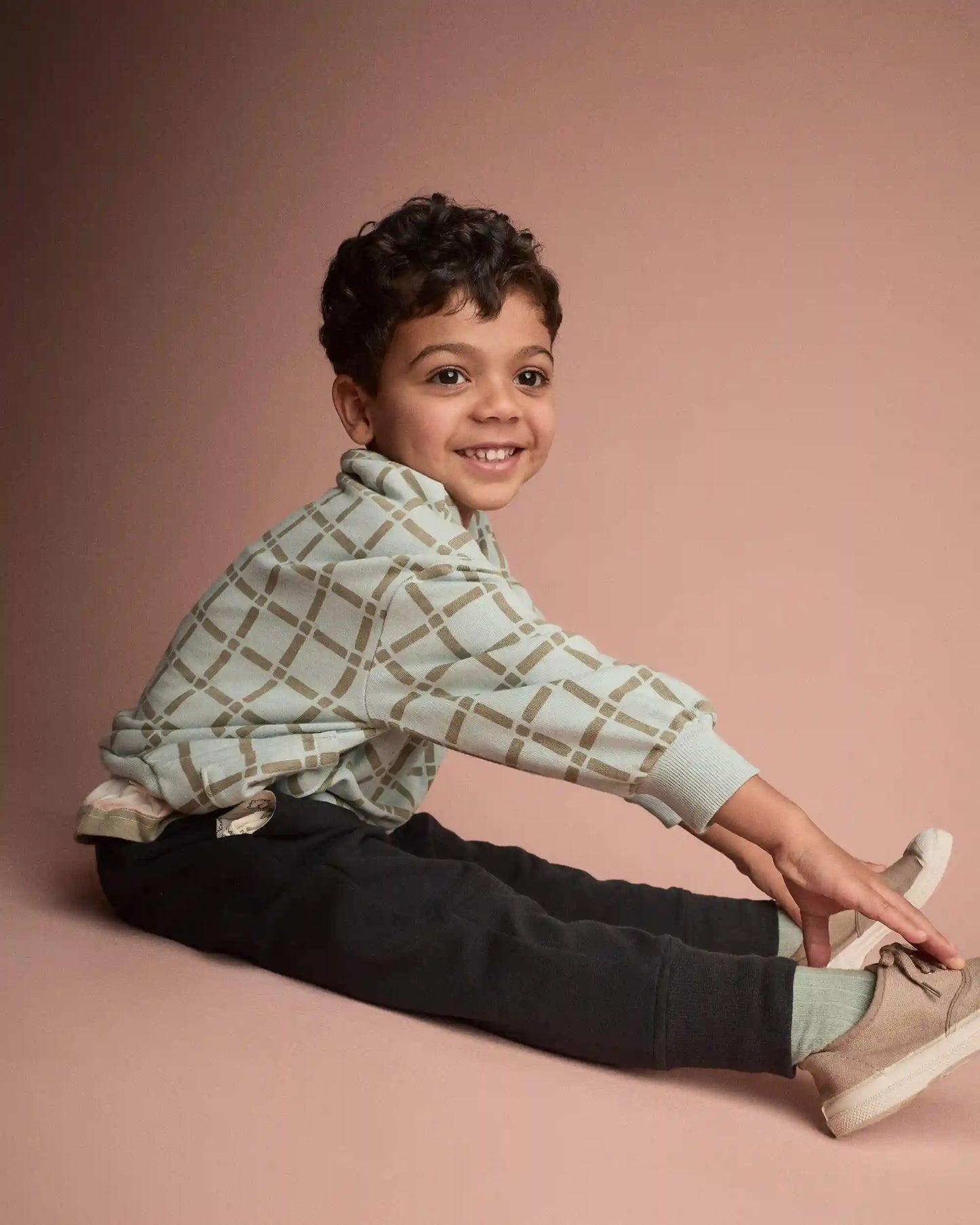 Toddler Otter Sweatshirt™ with Pockets in Checkered Print - Light Blue