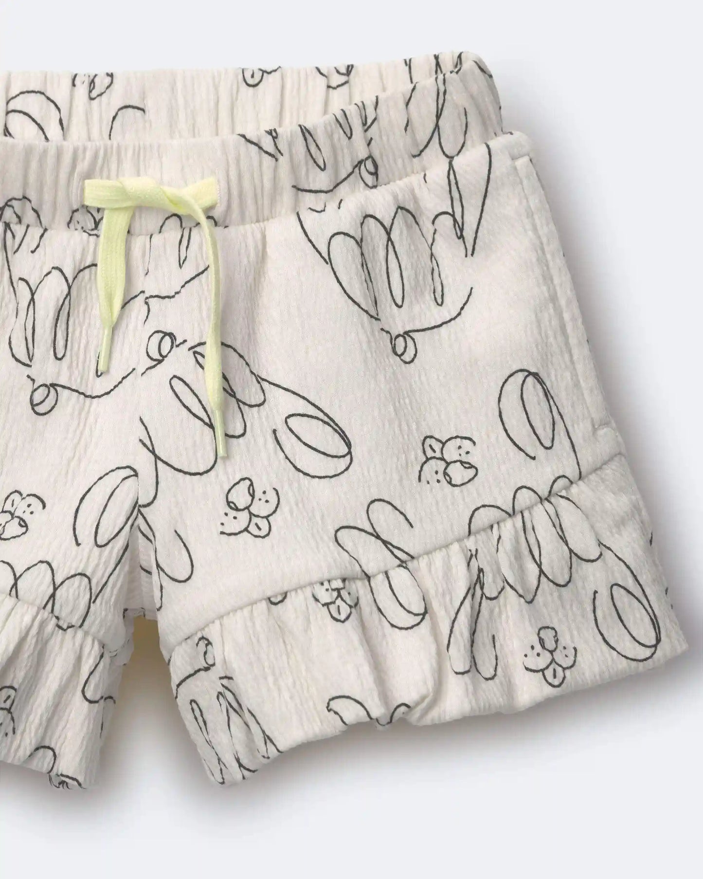 Toddler Girl Ruffle Butterfly Shorts in Dog Print - Cream