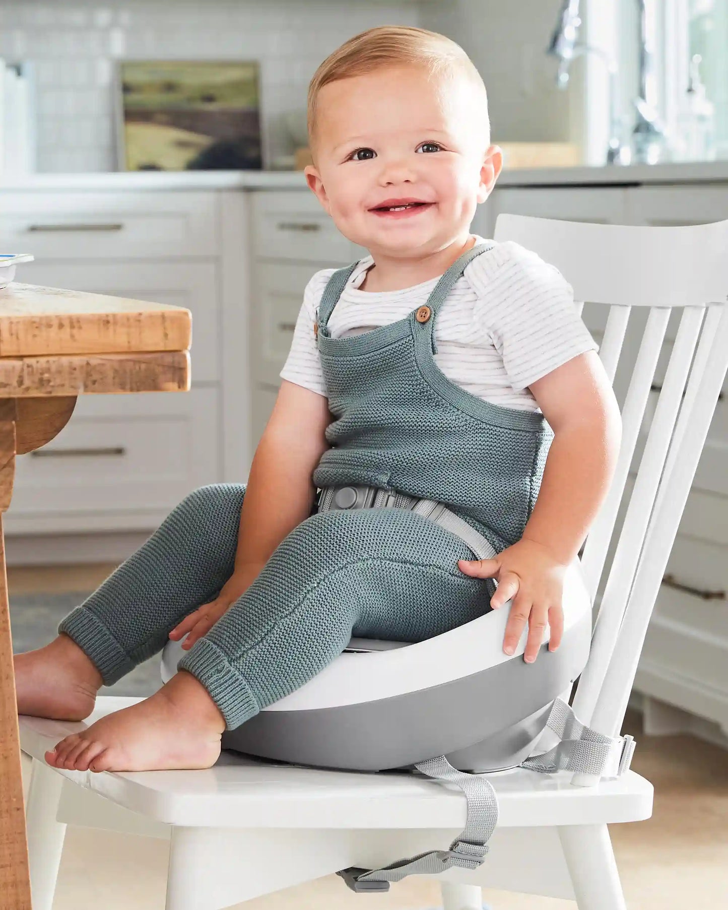 Sleek Seat Booster - Grey/White